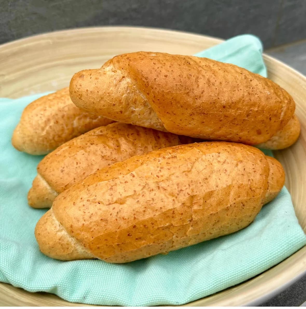 Teljes kiőrlésű kifli 45g
